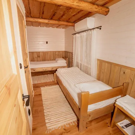 Haanjamehe Taluhotell *