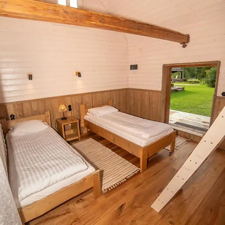 Inn Haanjamehe Taluhotell