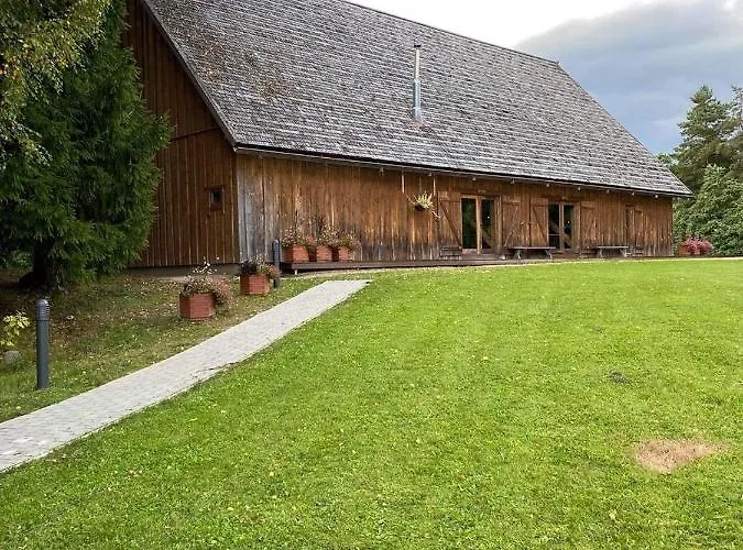 Inn Haanjamehe Taluhotell