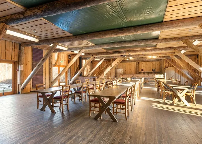 Haanjamehe Taluhotell Fogadó *