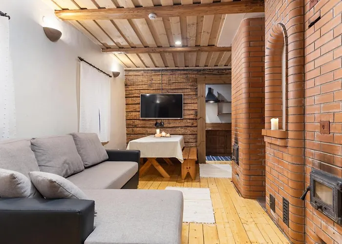 Haanjamehe Taluhotell Zajazd *