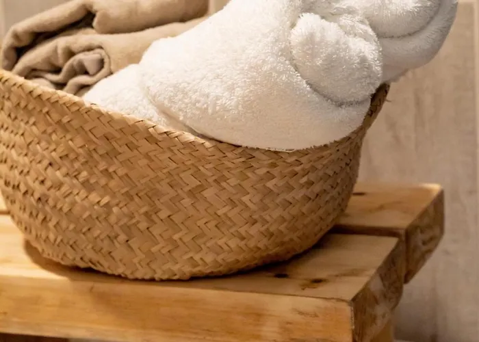 Haanjamehe Taluhotell * Haanja