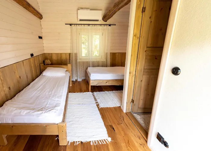 Haanjamehe Taluhotell *